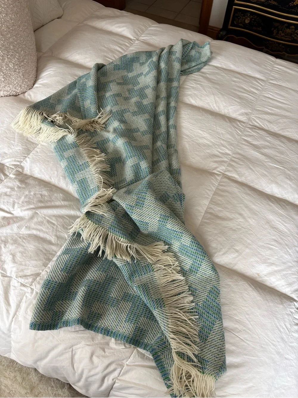Vintage Pendleton Wool Throw Blanket Blue Green Geometric Plaid 66x55 Fringe USA
